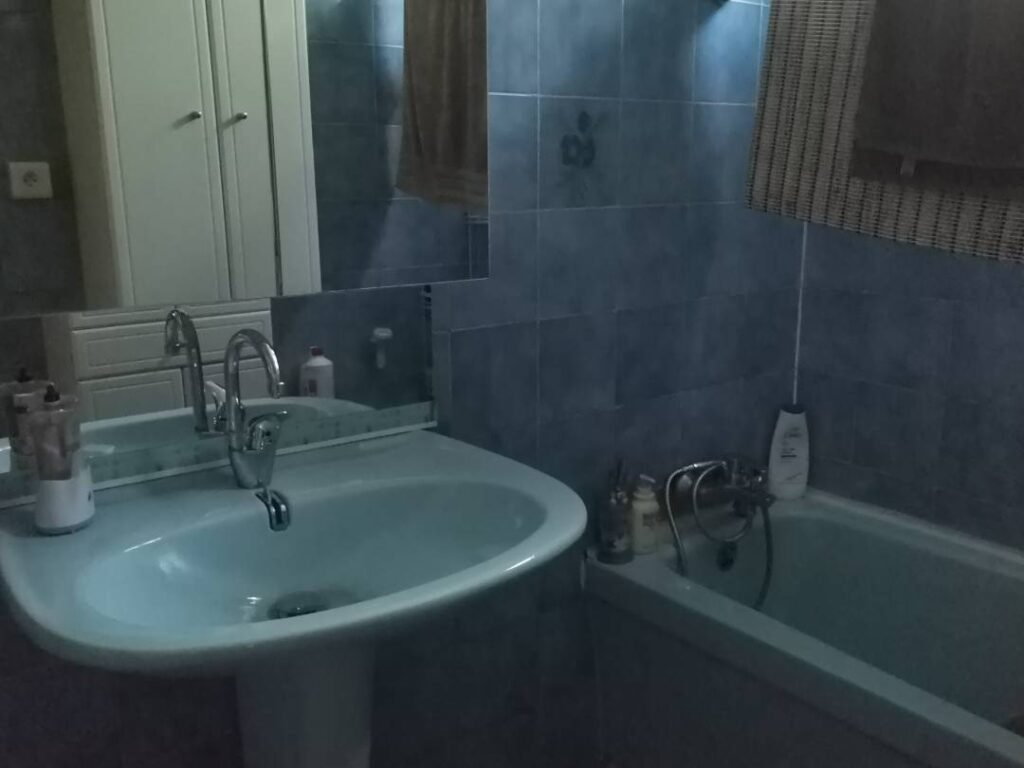 Interior design modern Bathroom